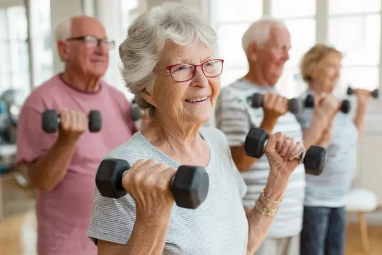 Heritage House of Porter | Seniors exercising